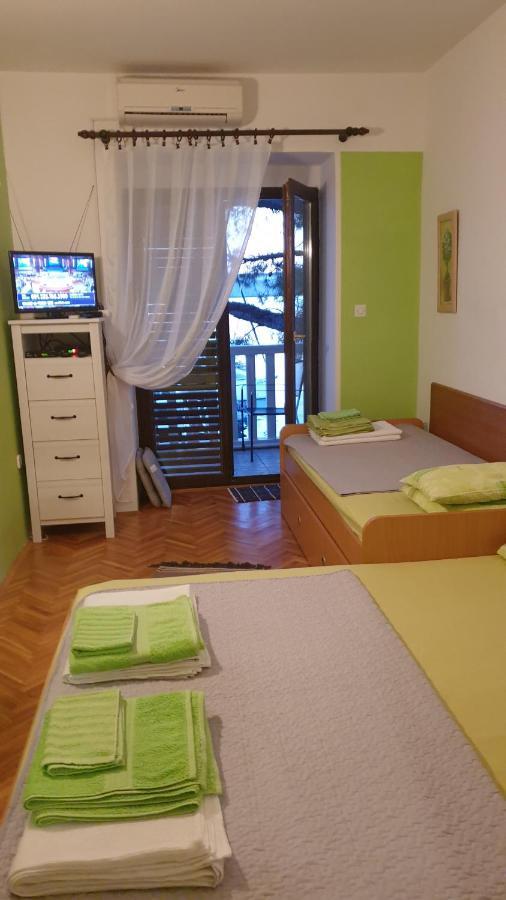Apartmani Dea Jadranovo Ngoại thất bức ảnh