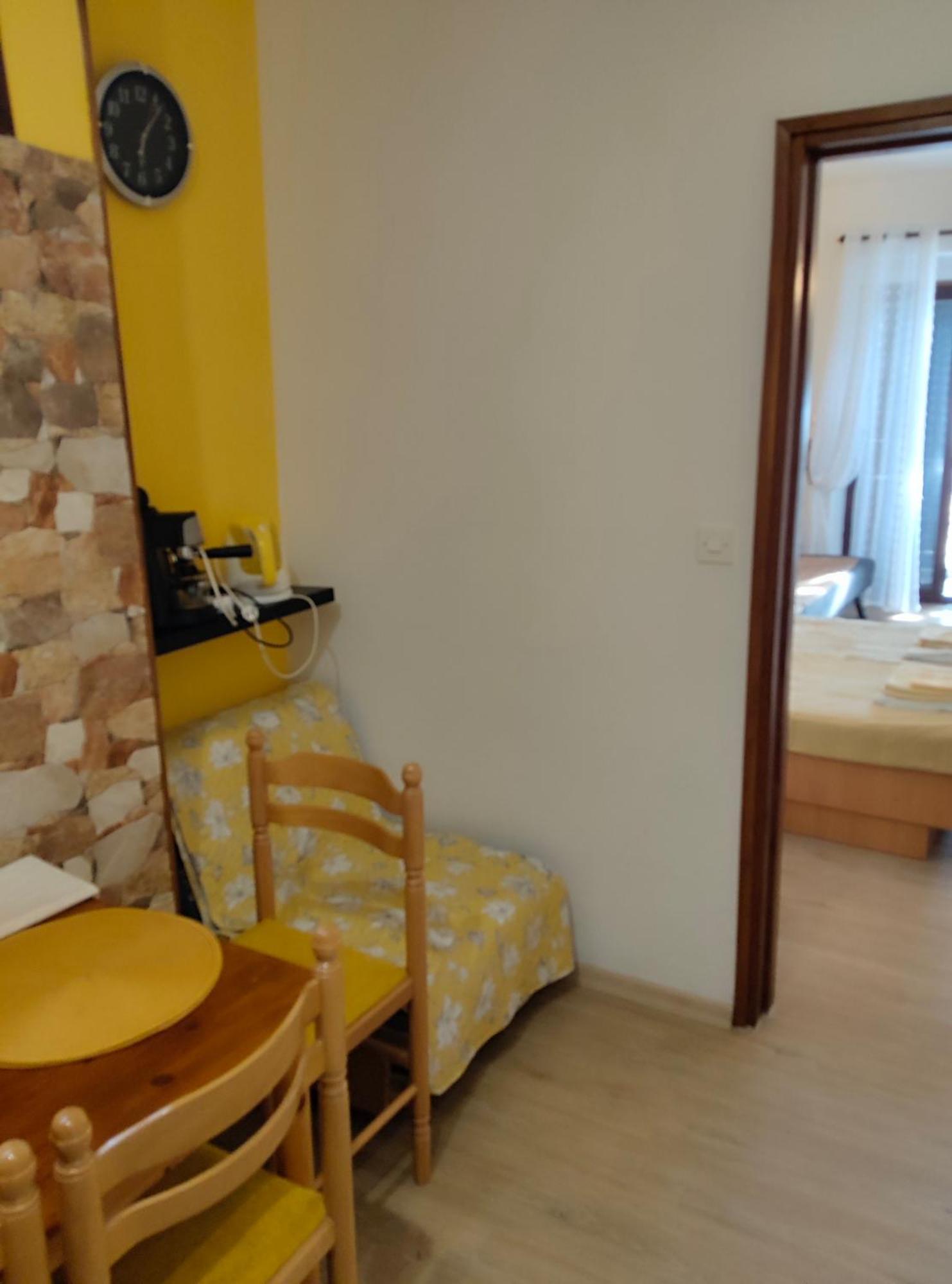 Apartmani Dea Jadranovo Ngoại thất bức ảnh